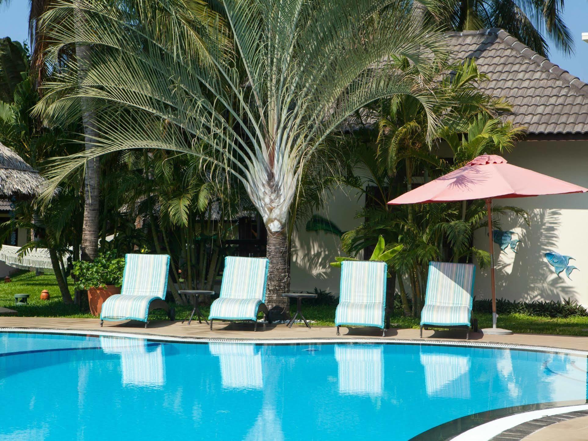 Thuy Thuy Cottages Phan Thiet Exterior photo